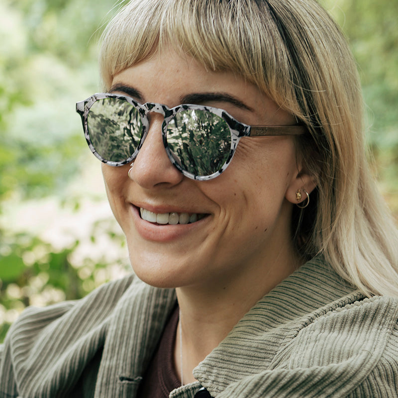 Mirrored lens sunglasses on sale